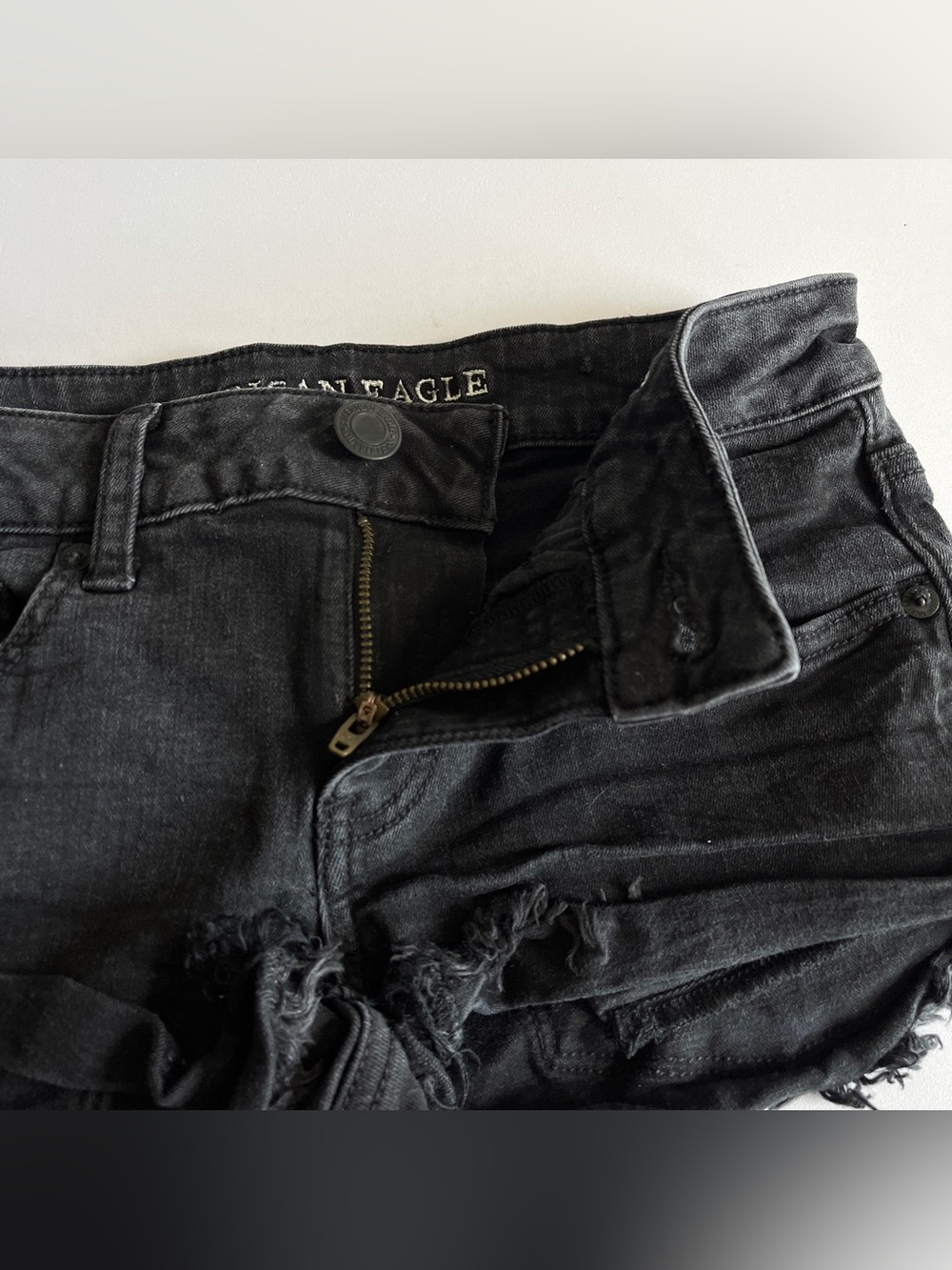 American Eagle super low shortie 4 super stretch black jean denim micro Y2K mini - Picture 3 of 5
